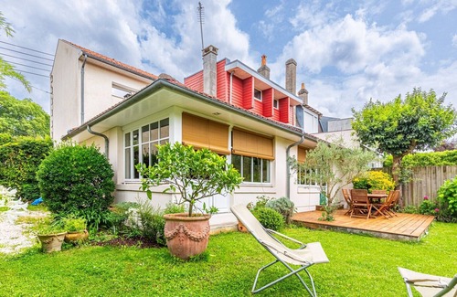 Le Bouscat House | Cocoon Bordeaux Le Bouscat green setting in the city