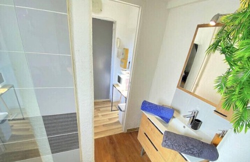 Nimes City Centre Apartment | 🏟 Cocoon in the Historic heart / 2 steps from the arenas 🎉