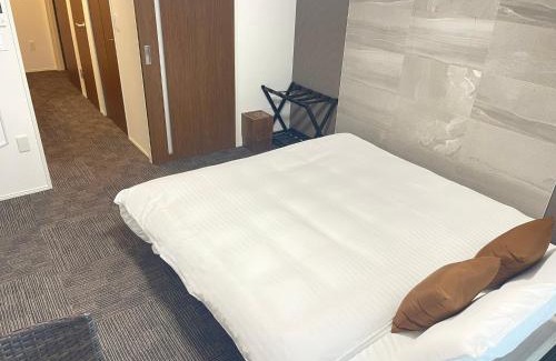 Hiroshima City Centre Apartment | COCOSTAY銀山町リバーサイド,COCOSTAY Kanayamacho riverside, Great location river view-5 min walk from the nearest station