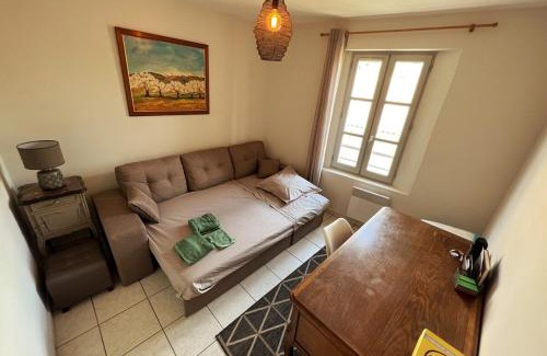 Villeneuve-les-Avignon Apartment | Coeur de village - Villeneuve Les Avignon