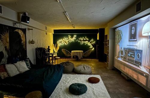 Tbilisi House | Colibring nomads