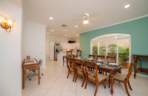 Herradura Apartment | Colina 5E 2 bdr Garden View in Los Suenos