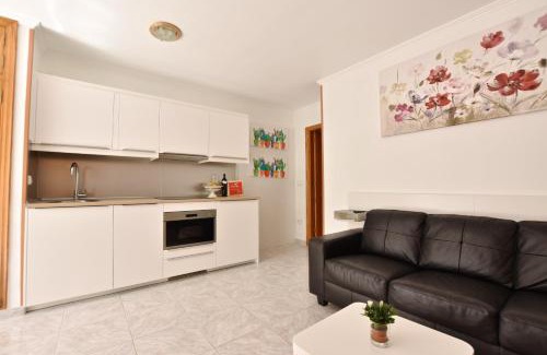 Puerto del Carmen Apartment | Colina del Sol Lanzarote Pool with sea view
