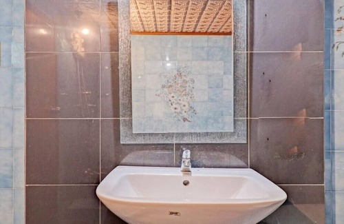 Cisarua Hotel | Collection O 90475 My Grand