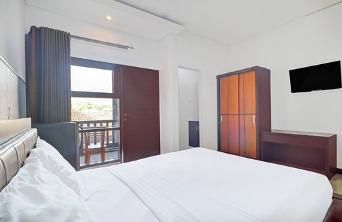 Jimbaran Bay Hotel | Collection O Bali near Kedonganan Beach formerly New Asta Graha Homestay