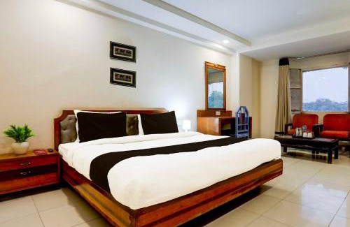 Gwalior Hotel | Collection O Gwalior Railway Station