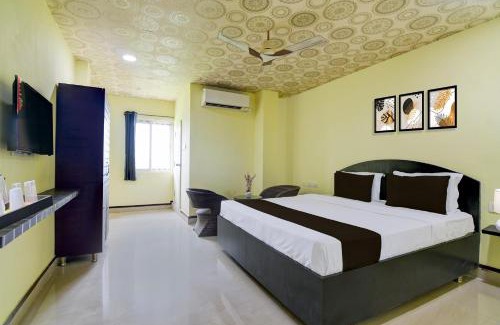 Srikakulam Hotel | Collection O Rama Lakshmana Junction Srikakulam
