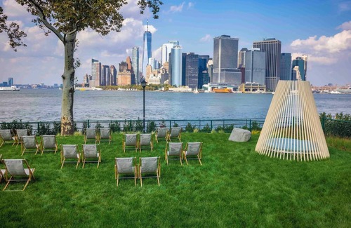 Manhattan Hotel | Collective Governors | Waterfront King Tent | NYC Views & Open Skies