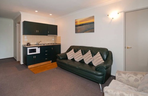 Christchurch City Centre Hotel | Colombo in the City