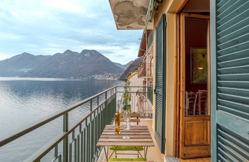 Colonno Apartment | Colonno Apartment W/Breathtaking View!