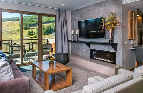 Peak 8 Resort | Colorado Grand at Peak 8 - 5 Star Resort