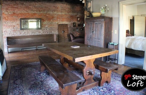 Etowah House | Come Enjoy a Unique Space 125 Year Old East TN Loft