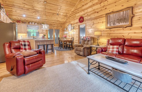Eagle Mountain House | Come for the beauty of the mountains and enjoy the peace and tranquility there.