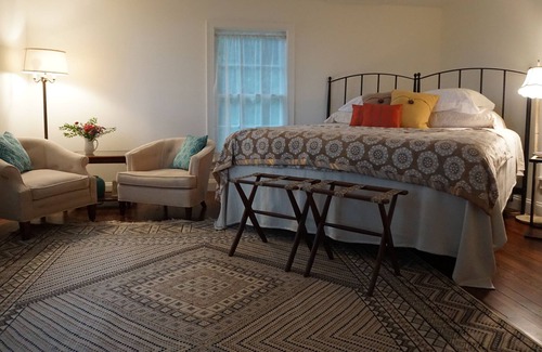 Hendersonville Ski Chalet | Come get away in the hills of WNC