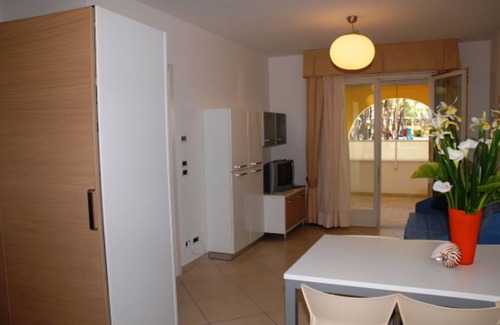 Bibione Apartment | Comfortable Sea-front Flat