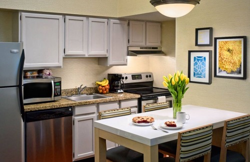 Tucson Resort | Comfort and Convenience! 2 Modern Units, Pet-Friendly, Near Park Place Mall