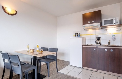 Annecy Apartment | Comfort Aparthotel Les Hauts d'Annecy