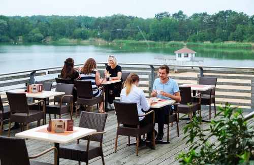 Sassenburg Apartment | Comfort apartment in a great location on Lake Bernstein