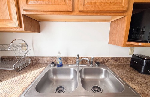Macomb Apartment | Comfort & Cozy 3/2 in Midwestern charming Macomb, IL