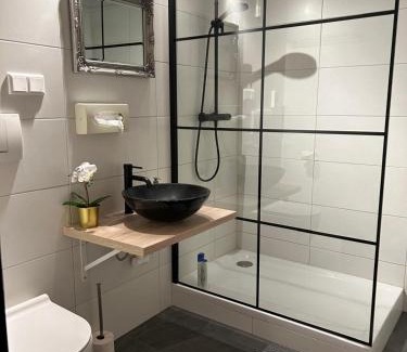 Villach Apartment | Comfort Room in Warmbad
