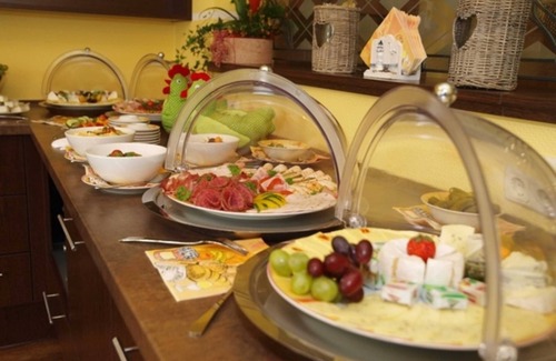 Ahlbeck House | Comfort room with pantry kitchen special - Aparthotel Strandhus Trivago Award