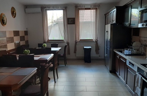 Oradea Villa | Comfort Single Room near Shopping Center