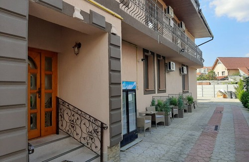 Oradea Villa | Comfort Single Room near Shopping Center