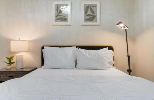 Forest Ridge Apartment | Comfort Stay near Dell Diamond & Kalahari