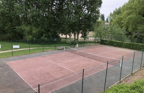 Le Touquet-Paris-Plage Apartment | Comfortable apartment with swimming pool, tennis court and parking