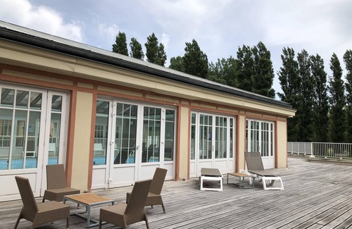 Le Touquet-Paris-Plage Apartment | Comfortable apartment with swimming pool, tennis court and parking