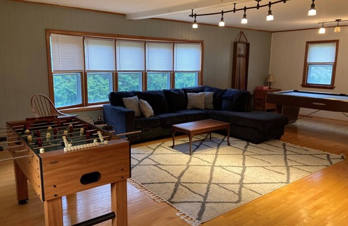 Clifton Springs House | Comfortable 3 Bedroom Ranch. In the Fingerlakes region.