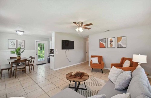 Dade City House | 🏡 Comfortable 3-Bedroom Home in Dade City