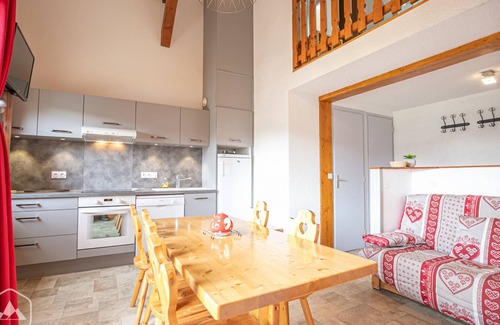 Aussois Apartment | Comfortable 3-Room Apartment, 6 Pers., Balcony, Parking, Wi-Fi