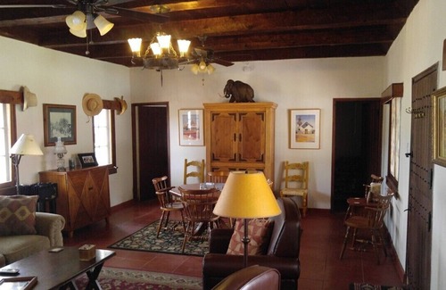 Tumacacori-Carmen Apartment | Comfortable apartment with kitchen and lounge at Historic Rancho Santa Cruz.