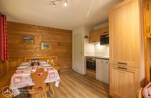 Valfrejus Apartment | Comfortable and cozy apartment 6/8 p - Cabin,
