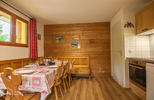 Valfrejus Apartment | Comfortable and cozy apartment 6/8 p - Cabin,