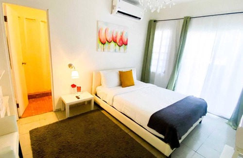 Aibonito Hostel | Comfortable and Elegant Aibonito Hotel/FREE PARKING & WIFI/GOOD AREA - 202