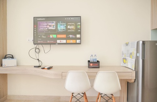 Menteng Apartment | Comfortable And Homey Studio At Menteng Park Apartment
