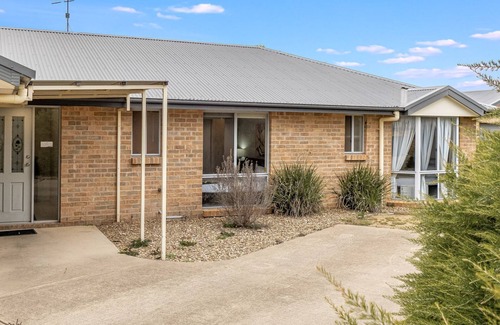 Berridale House | Comfortable and spacious 4 Bedroom, 3 Bathroom open plan home in Berridale
