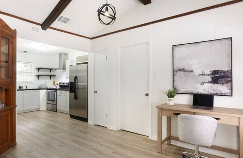 Leon Valley House | Comfortable and Stylish Home Near Lackland AFB