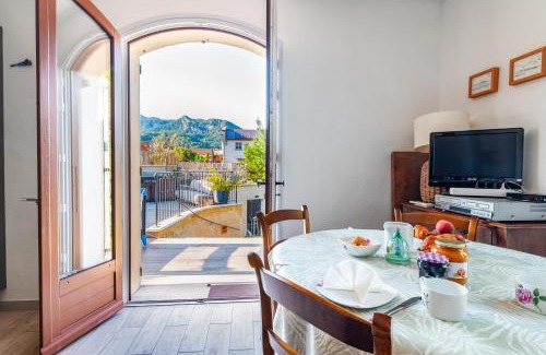 Nyons Apartment | Comfortable Apartment Nyons Private Garden, Wellness