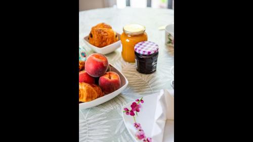 Nyons Apartment | Comfortable Apartment Nyons Private Garden, Wellness