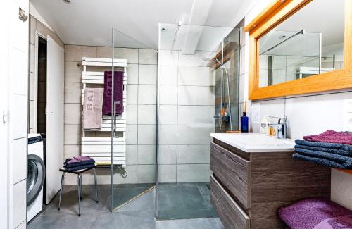 Nyons Apartment | Comfortable Apartment Nyons Private Garden, Wellness