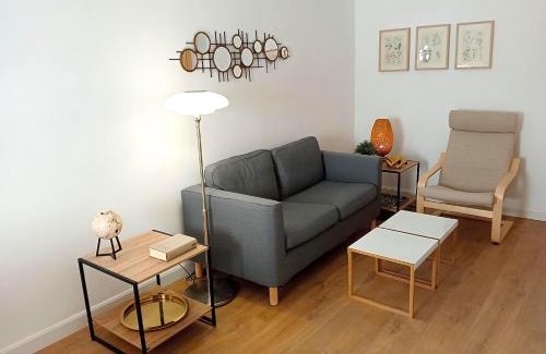 El Poble-sec Apartment | Comfortable apartment. Very central and quiet.