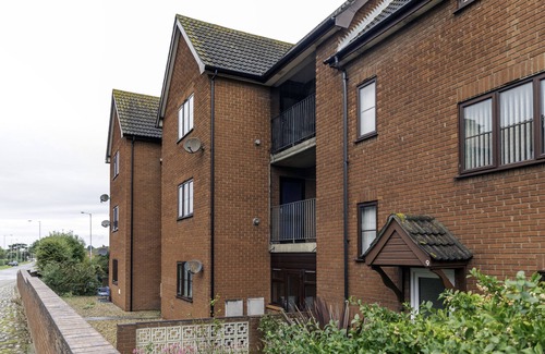 Sheringham Apartment | Comfortable coastal retreat perfectly situated in Sheringham North Norfolk