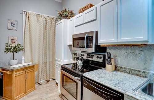 Eastside House | Comfortable escape in historic downtown Savannah