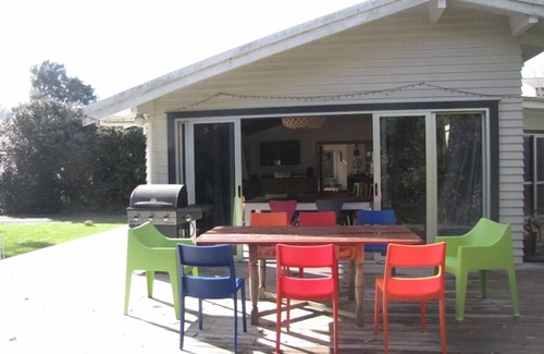 Havelock North House | Comfortable family holiday home with swimming pool close to Village and wineri