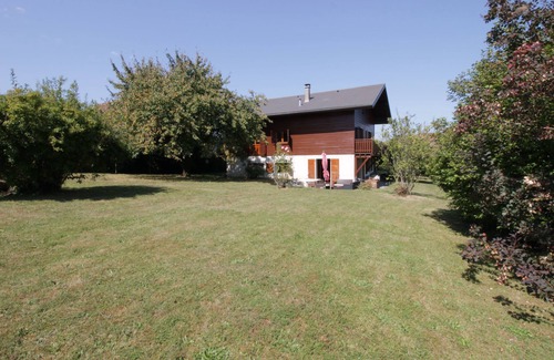 Viviers-du-Lac Ski Chalet | Comfortable family chalet 5 min. drive from the lake