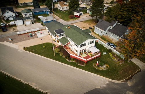 Munising Apartment | Comfortable family friendly situated on the shore of Munising Bay Lake Superior