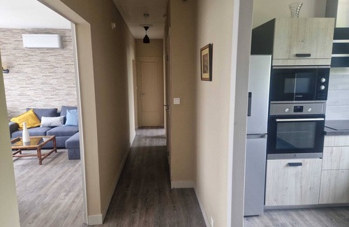 Saint-Aignan House | Comfortable gîte with spa and billiards near Beauval zoo